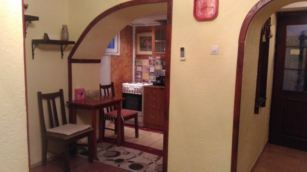 Apartment Luka Podgorica Buitenkant foto