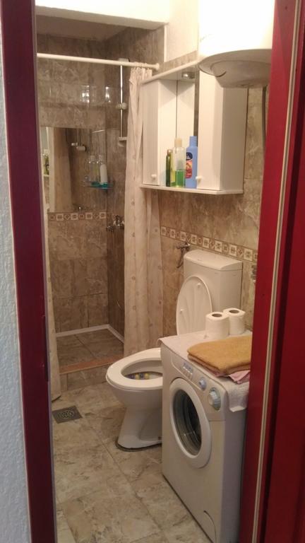 Apartment Luka Podgorica Buitenkant foto